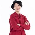 男性ナレーター：三品建